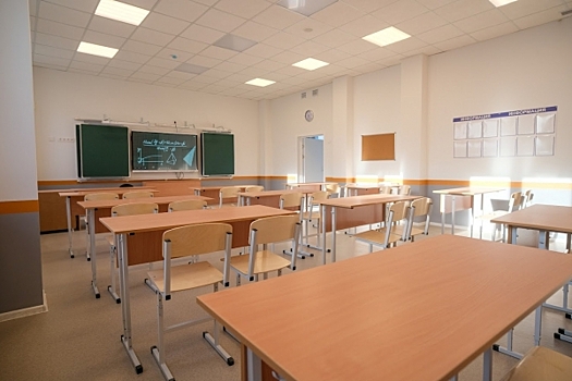 Учителей Волгограда предупредили о наказании за подарки дороже 3 тысяч рублей