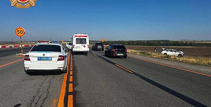 Под Ростовом столкнулись две иномарки