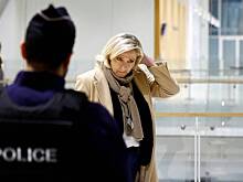 Вероятность замены Ле Пен на президентских выборах оценили