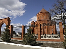 Правительство Армении лишило церковь льгот на землю и закроет ее телеканал