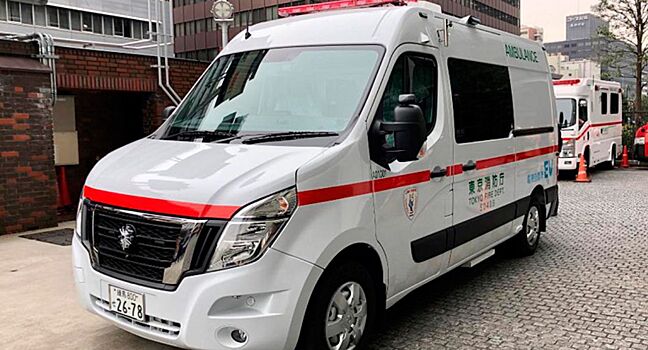 Nissan выпустил первую в мире машину Скорой помощи с абсолютно нулевым выбросом
