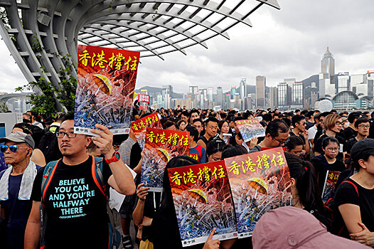 Хуаньцю шибао (Китай): беспорядки и демонстрации – это не то, на что должна равняться молодежь Гонконга