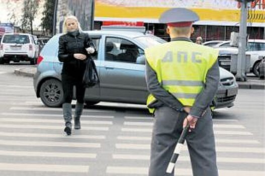 Пешеходные переходы в Ростове перекрасят в желтый цвет