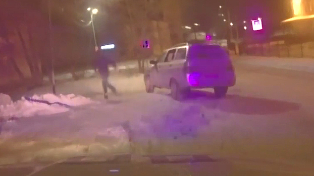 В Кургане полицейские задержали нетрезвого угонщика автомобиля, не имеющего водительского удостоверения