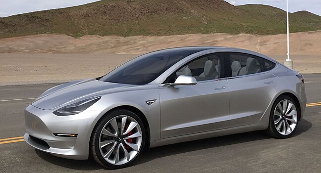 Tesla Model 3 впервые заметили в камуфляже на дорогах Индии