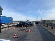 На новом мосту в Кирове столкнулись 4 автомобиля