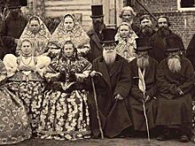 Почему русские фамилии имеют разные окончания?