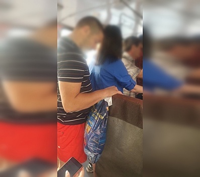 Нижегородец фотографировал интимные места девушек в троллейбусе