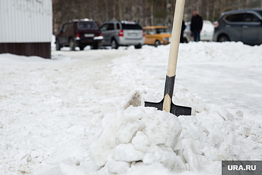 Жители Ханты-Мансийска смогут оставлять заявки на уборку снега через соцсети