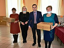 Рахим Азимов передал оборудование учреждениям культуры и образования Белохолуницкого района