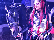 На ВДНХ состоялась премьера новогоднего спектакля с артистами-лошадьми «Конек-Огонек»