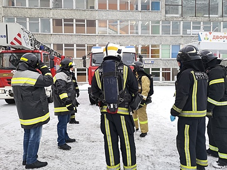 Грамотной эвакуации научили пожарных добровольцев ЮВАО 