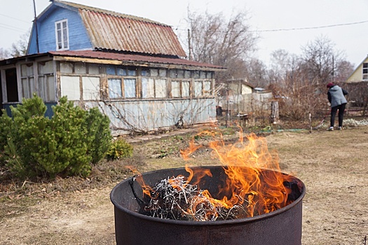 За незаконный костер из осенних листьев положен штраф