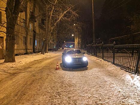 Женщина за рулем иномарки сбила 3-летнего малыша в Самаре, серьезно нарушив ПДД