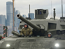 «Армату» оснастят рельсотроном