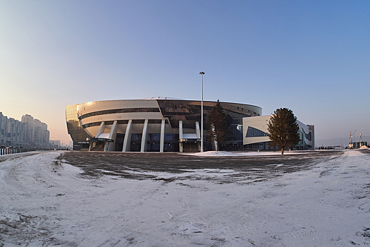 СК заподозрил ответственного за ледовый дворец "Кузбасс" и "Кузбасс-Арену" во взятке