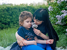 «Не все готовы бороться за лекарства». Мама особенного ребенка верит, что родители в силах добиться качественного лечения своих детей — если перестанут бояться