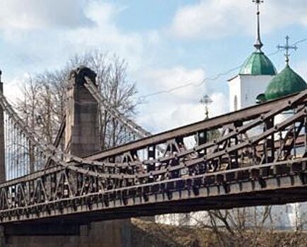 Реконструкция одного из цепных мостов в Острове Псковской области почти завершена