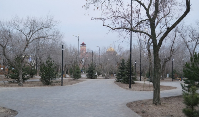 Волгоградцам напомнили об истории Комсомольского сквера