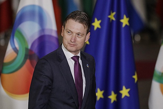 Солгавший о Путине глава МИД Нидерландов подал в отставку