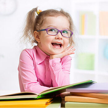 Вопрос-ответ: как подобрать очки или линзы ребёнку?