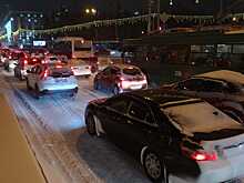 В Новосибирске пробки из-за снегопада впервые оценили в 11 баллов