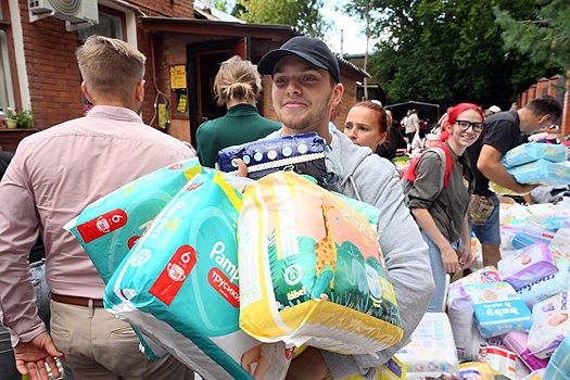 Жители Москвы и столичные НКО активно поддерживают бойцов СВО