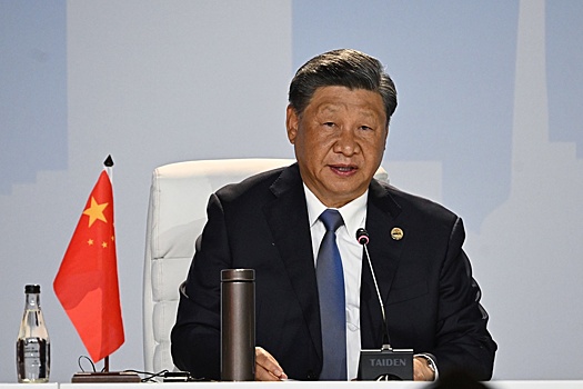 Си Цзиньпин призвал канцелярии парткомов и правительств стать образцовыми учреждениями