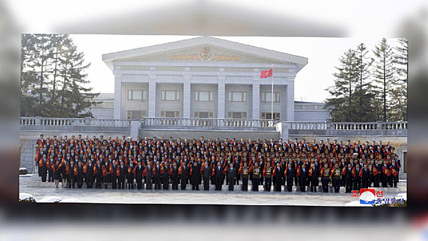 СМИ: лидер КНДР поучаствовал в церемонии завершения строительства 10 тыс. квартир