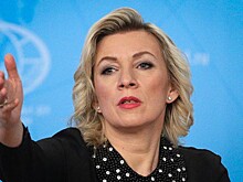 Захарова указала на "чудовищное невежество" главы ЮНЕСКО