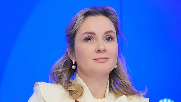 Львова-Белова предложила выдворять мигрантов-нарушителей вместе с детьми