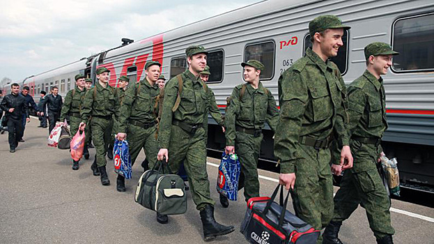 В России продолжали раздавать повестки после объявления о завершении мобилизации