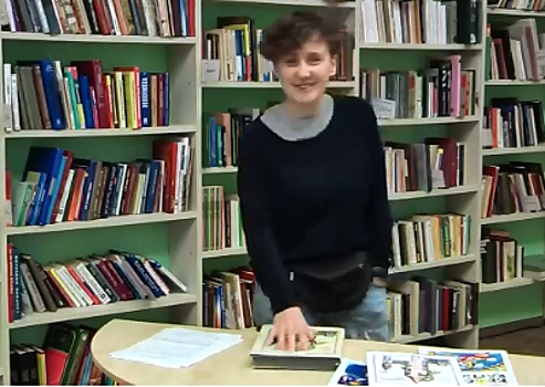 В День воспоминания любимых книг библиотека №180 сняла видеоролик