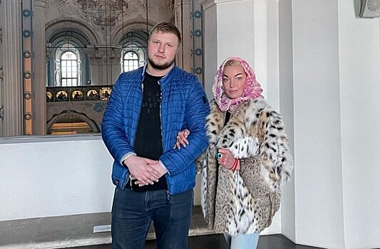 Грядущая свадьба Волочковой - всего лишь спектакль, - считает Рустам Солнцев