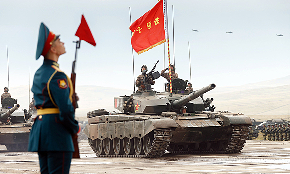 Пекин: США дают неправильную оценку межармейским контактам Китая и России