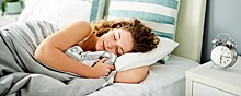 Терапевт советует больше спать и разнообразить рацион в конце осени