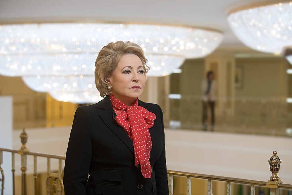 Матвиенко передала Алиеву, с которым встретилась в Баку, привет от Путина