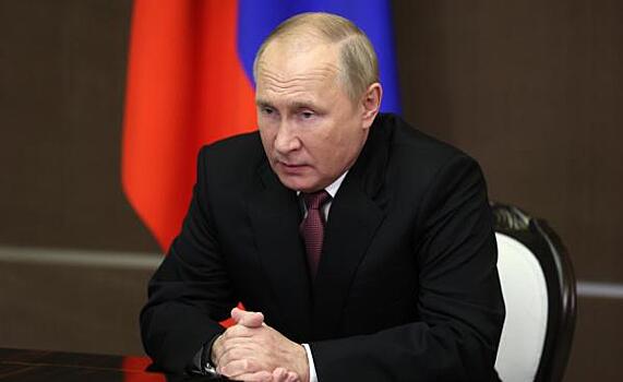 Срочное поручение Путина связали с распространением нового штамма коронавируса