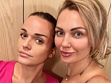 Певица Слава опубликовала теплое фото с мужем, младшей дочерью и сестрой