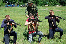 Власти Болгарии утвердили постановление о военном обучении для старшекласников