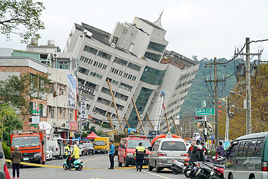 Катастрофа на Тайване: фото разрушений после землетрясения