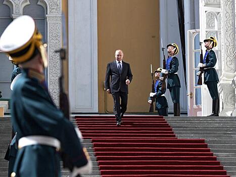 Опрос: кого нужно амнистировать в честь нового срока Путина?