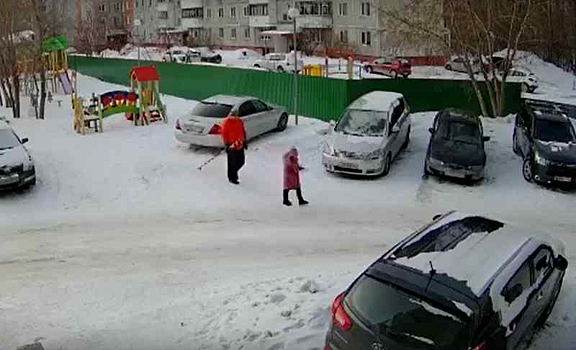 Следовавшего за девочкой «лыжника» из Академгородка опознали: он не собирался нападать