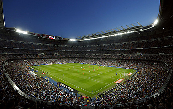 Стадион "Сантьяго Бернабеу" в Мадриде примет матч NFL в 2025 году