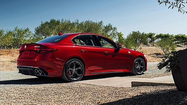 Сроки выхода новых Alfa Romeo сдвинули на два года