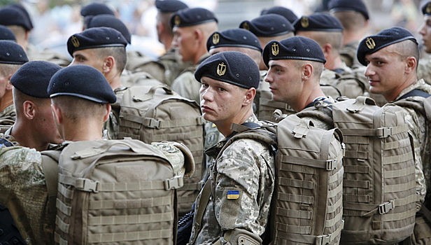 Украинские абордажники "захватили противника"