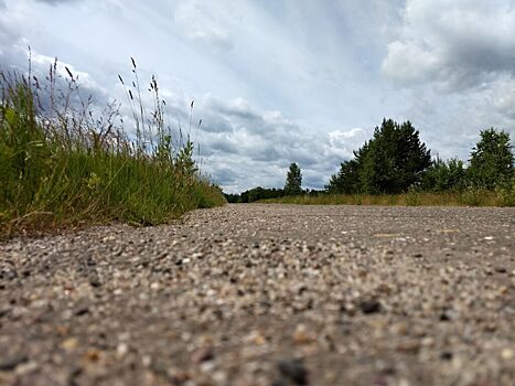 Автоэксперт Шумский назвал последствия для водителя в РФ за блокирование обочечника