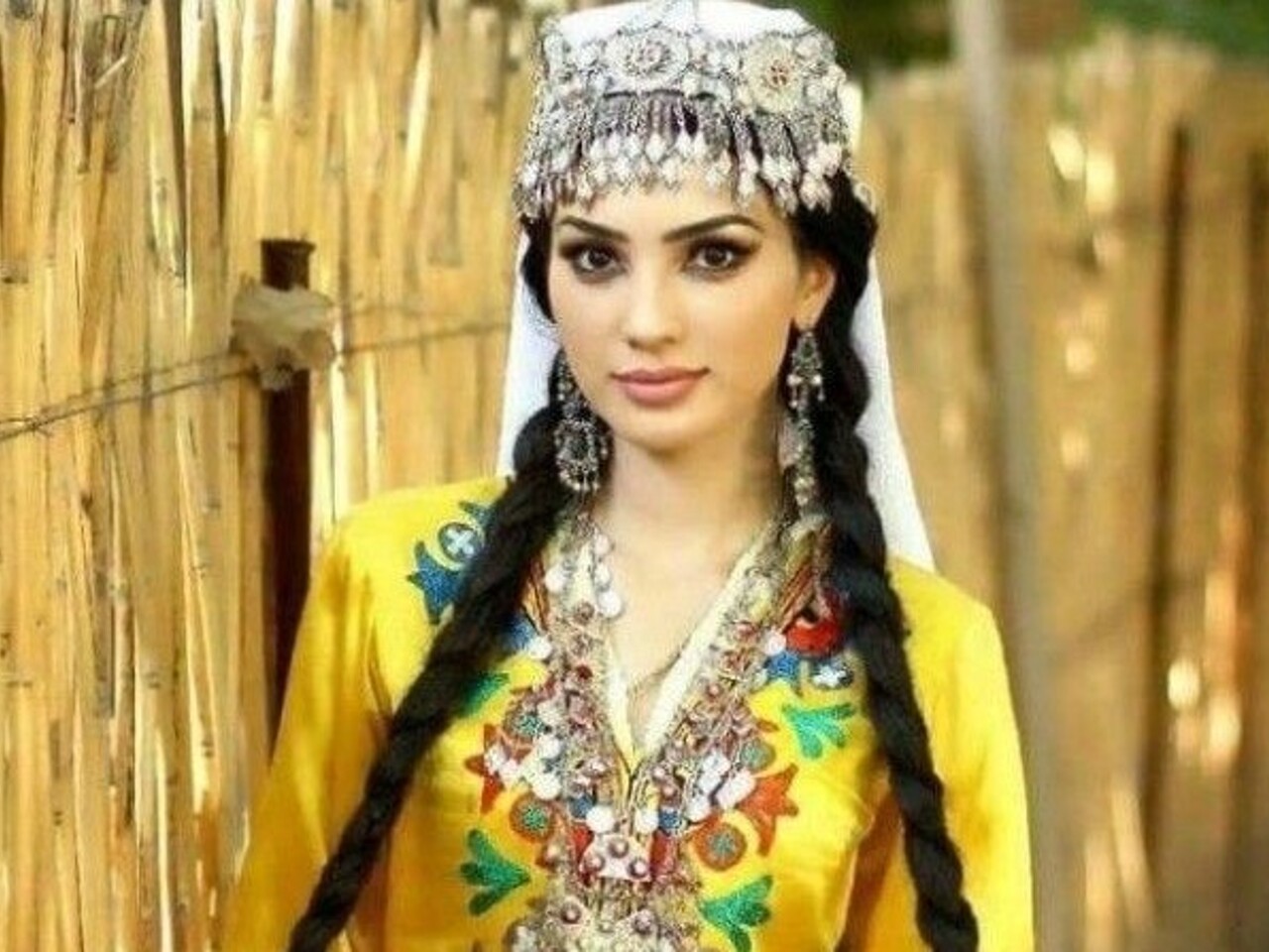 Красивые таджички