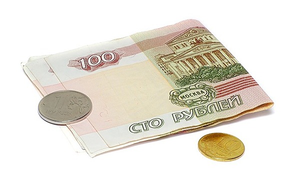 Реальные располагаемые доходы населения РФ в апреле снизились на 7,6%