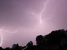 Аномальные грозы потревожили жителей ЦФО накануне зимы